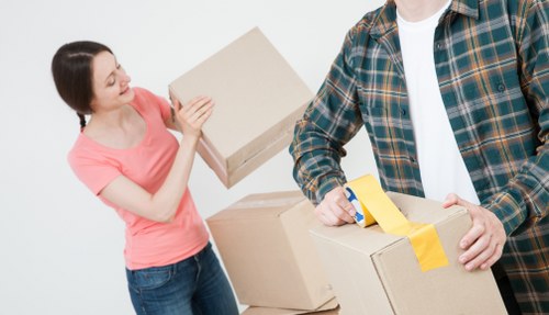 Moving service in Stockwell managing furniture and packed boxes