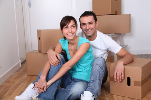 Local flat removal planning for Stockwell apartment moves
